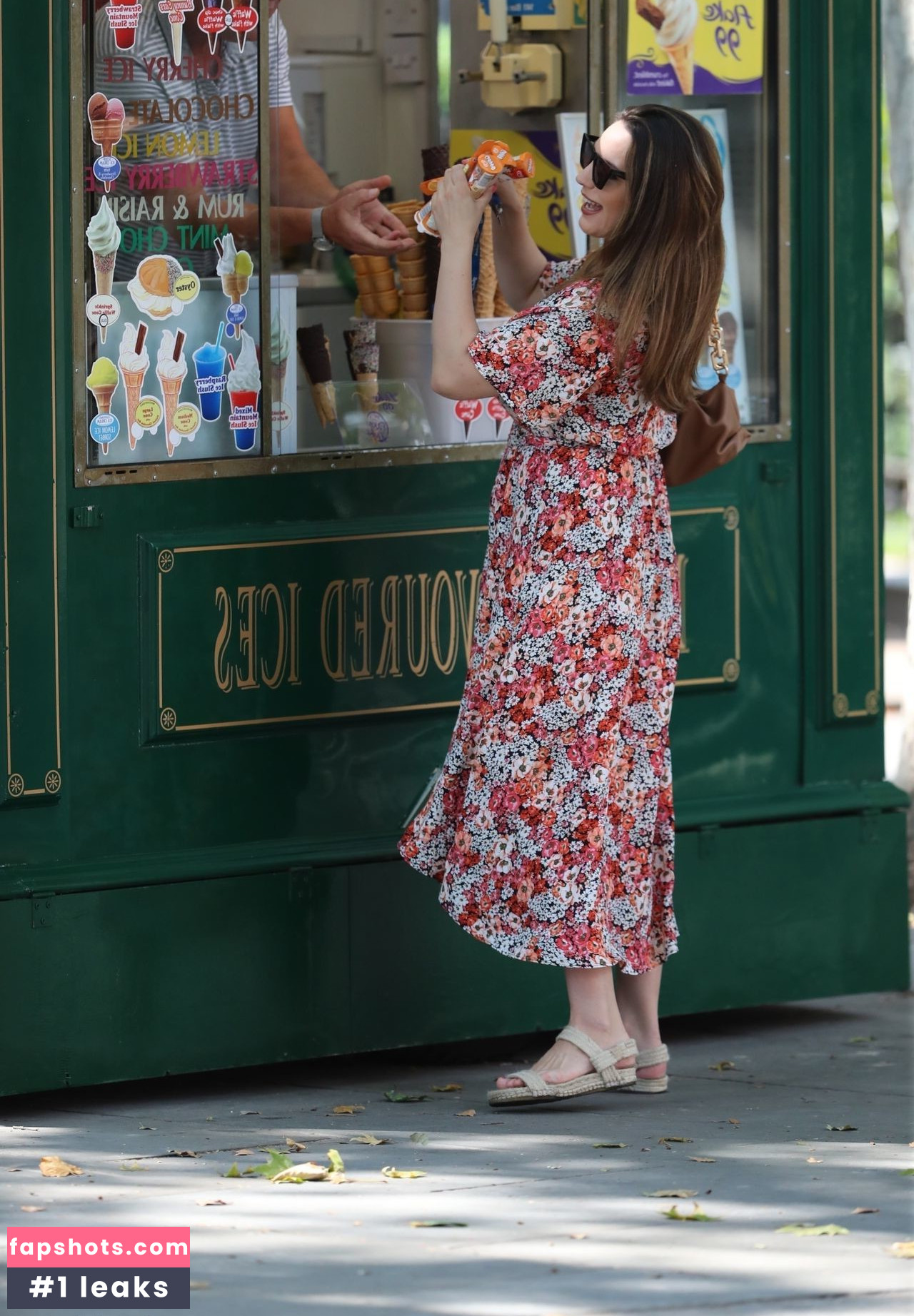 Kelly Brook gallery photo #1728