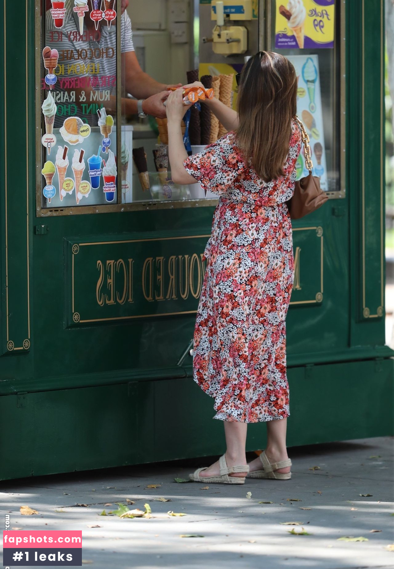 Kelly Brook gallery photo #1729
