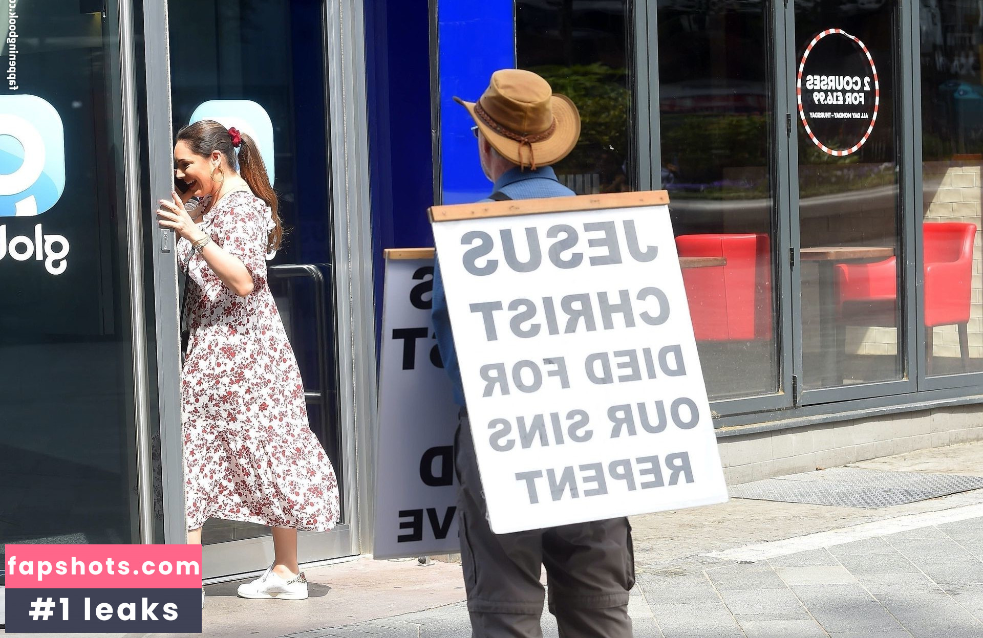 Kelly Brook gallery photo #1775