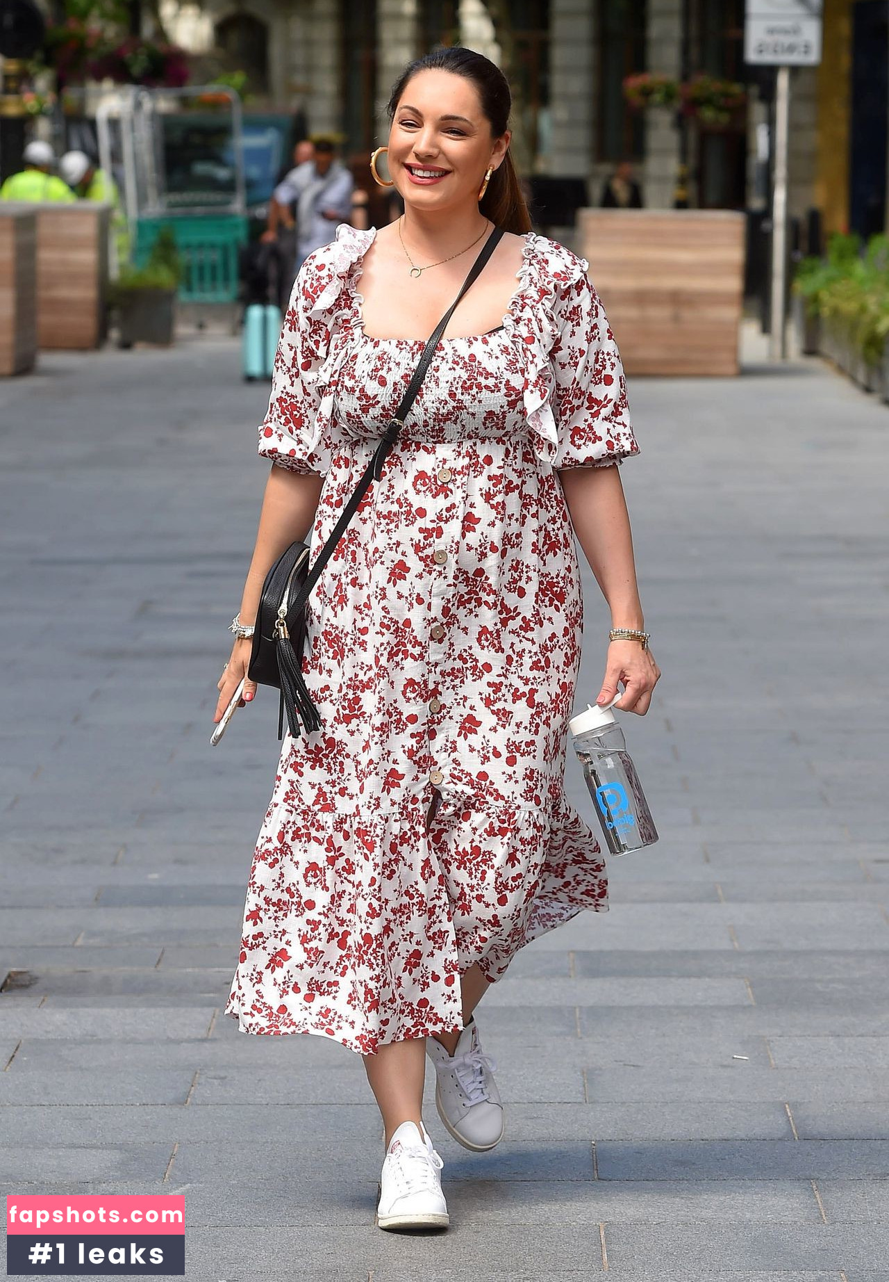 Kelly Brook gallery photo #1776