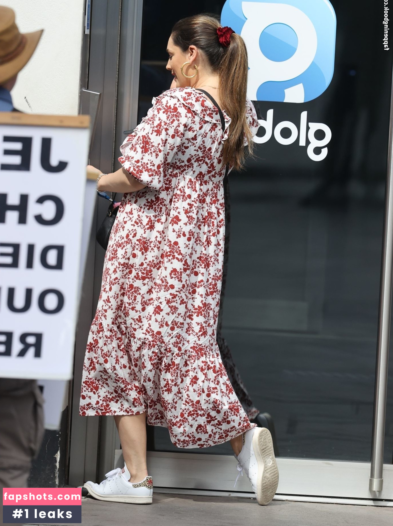 Kelly Brook gallery photo #1802