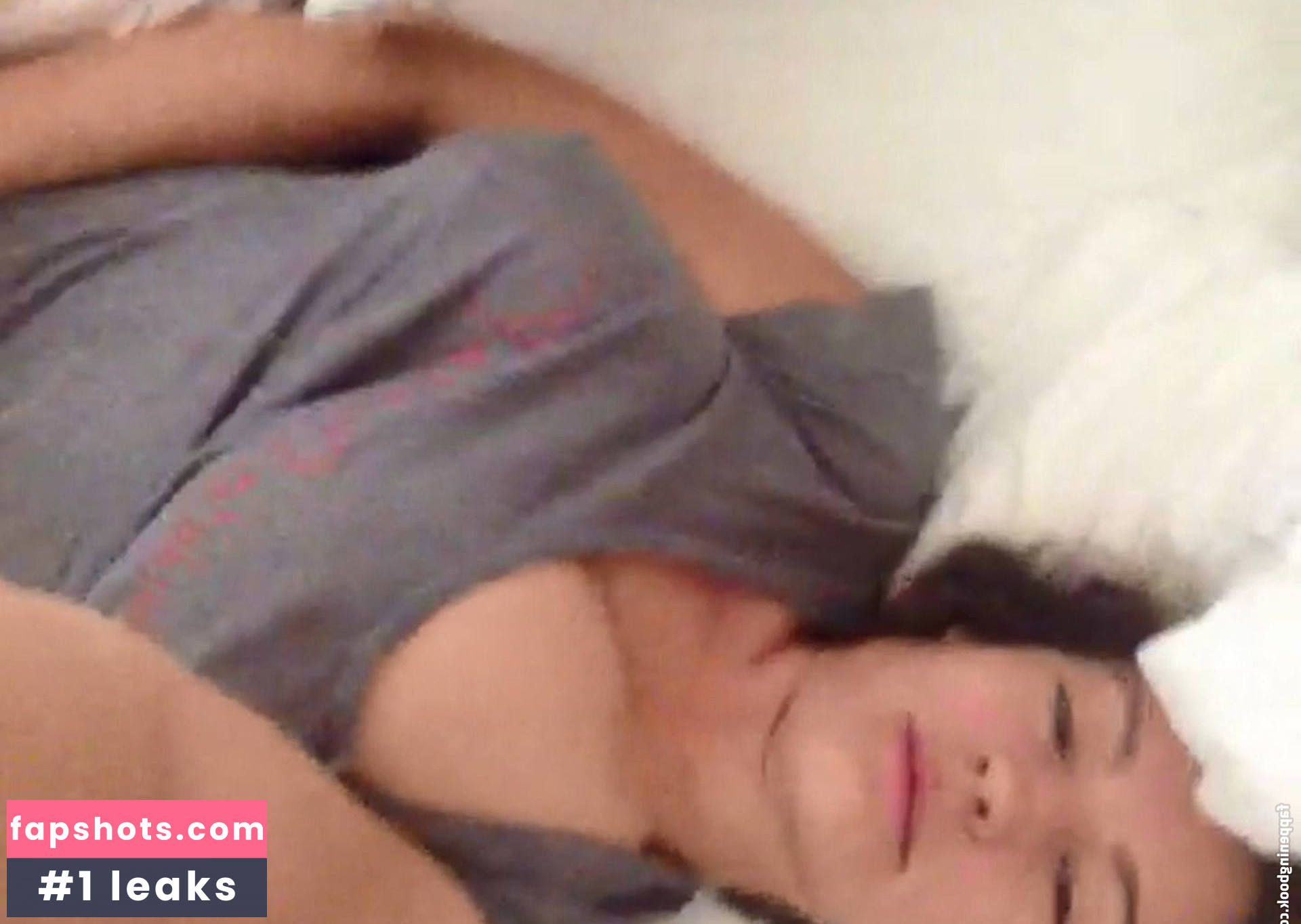 Kelly Brook gallery photo #1818