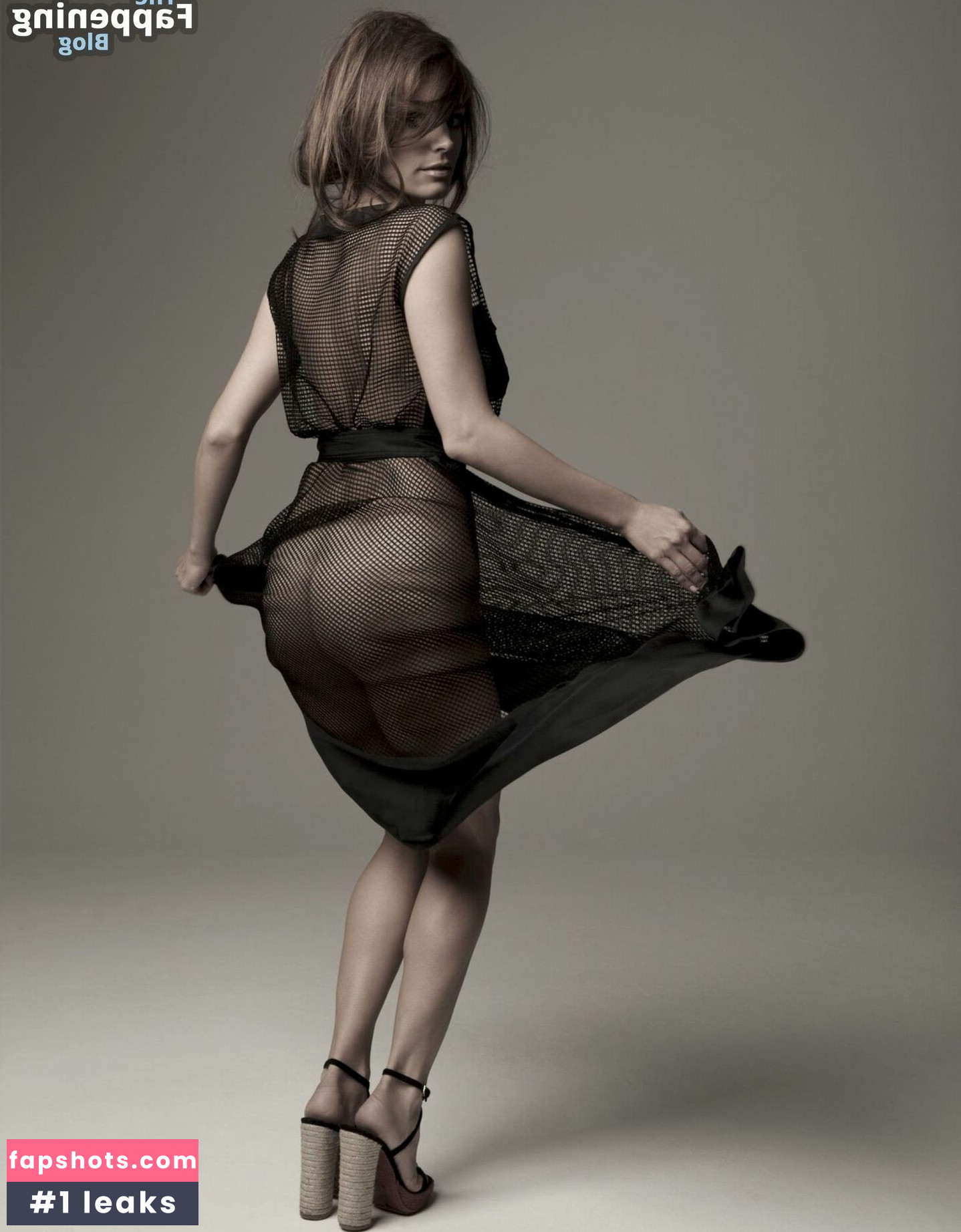 Kelly Brook gallery photo #186