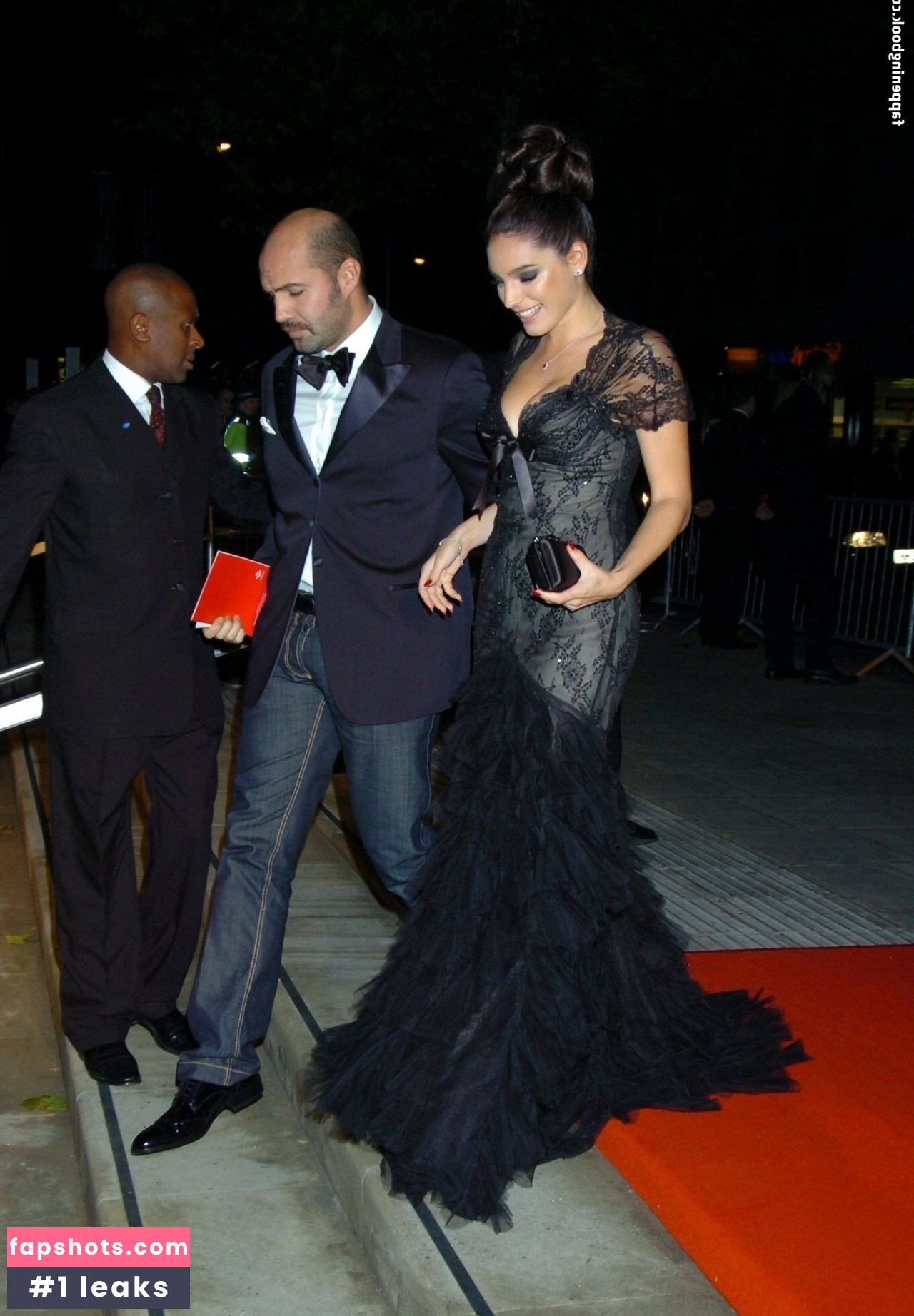 Kelly Brook gallery photo #1886