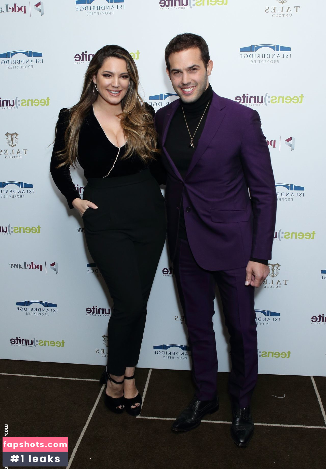 Kelly Brook gallery photo #1910