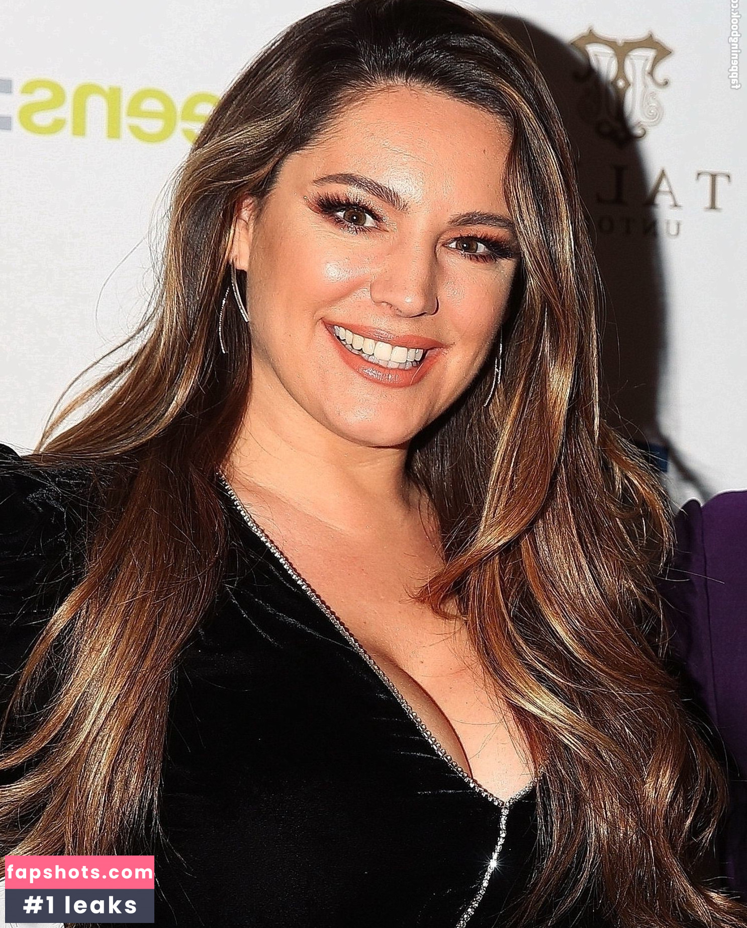 Kelly Brook gallery photo #1932