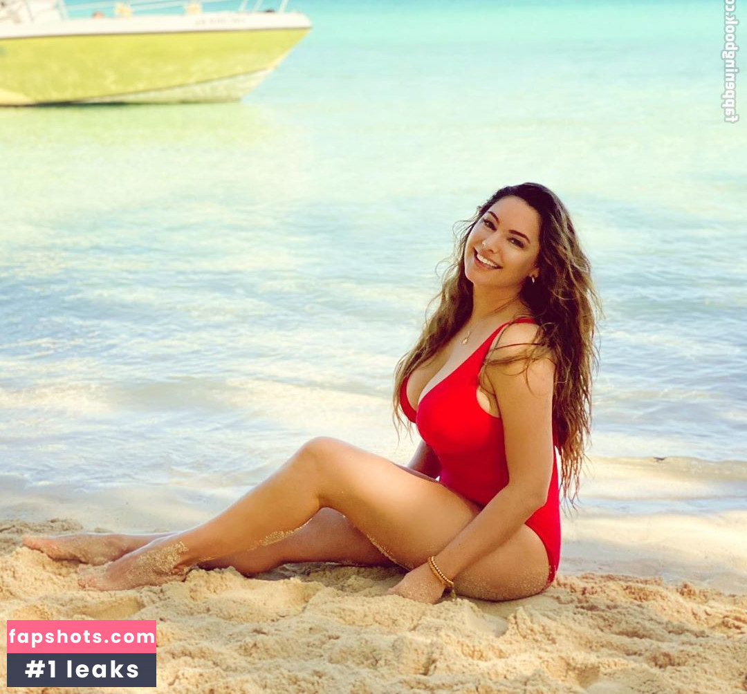 Kelly Brook gallery photo #1951