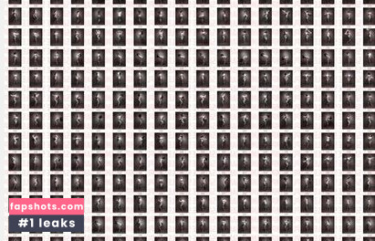 Kelly Brook gallery photo #2038