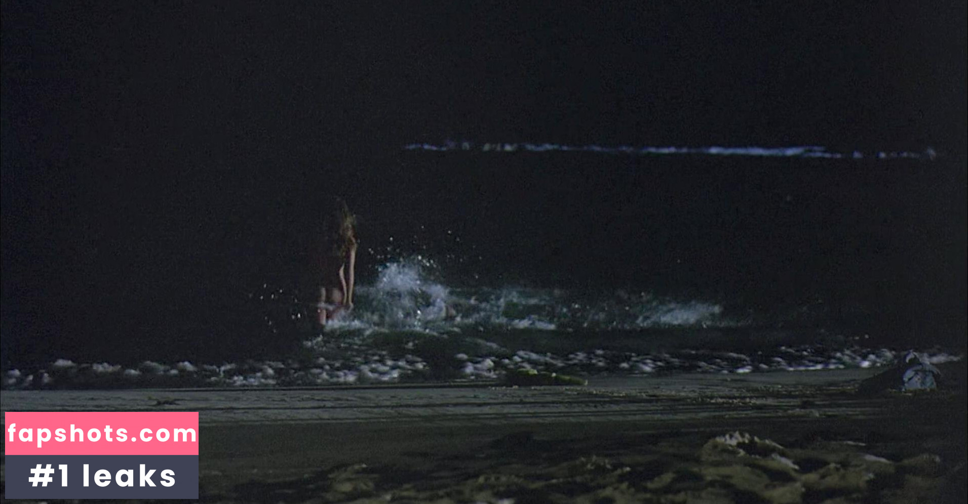 Kelly Brook gallery photo #2089