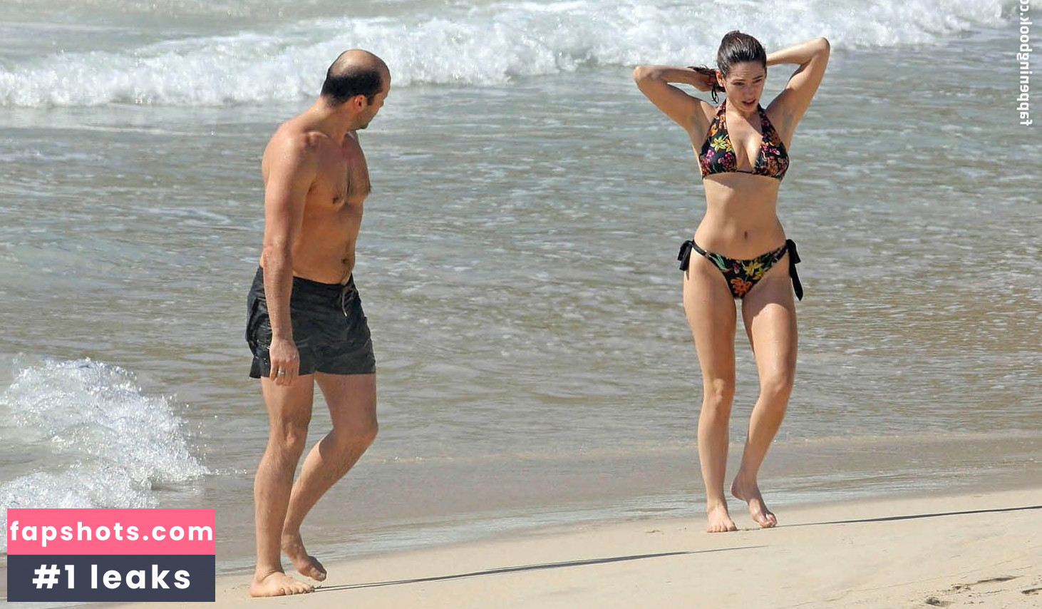 Kelly Brook gallery photo #2168