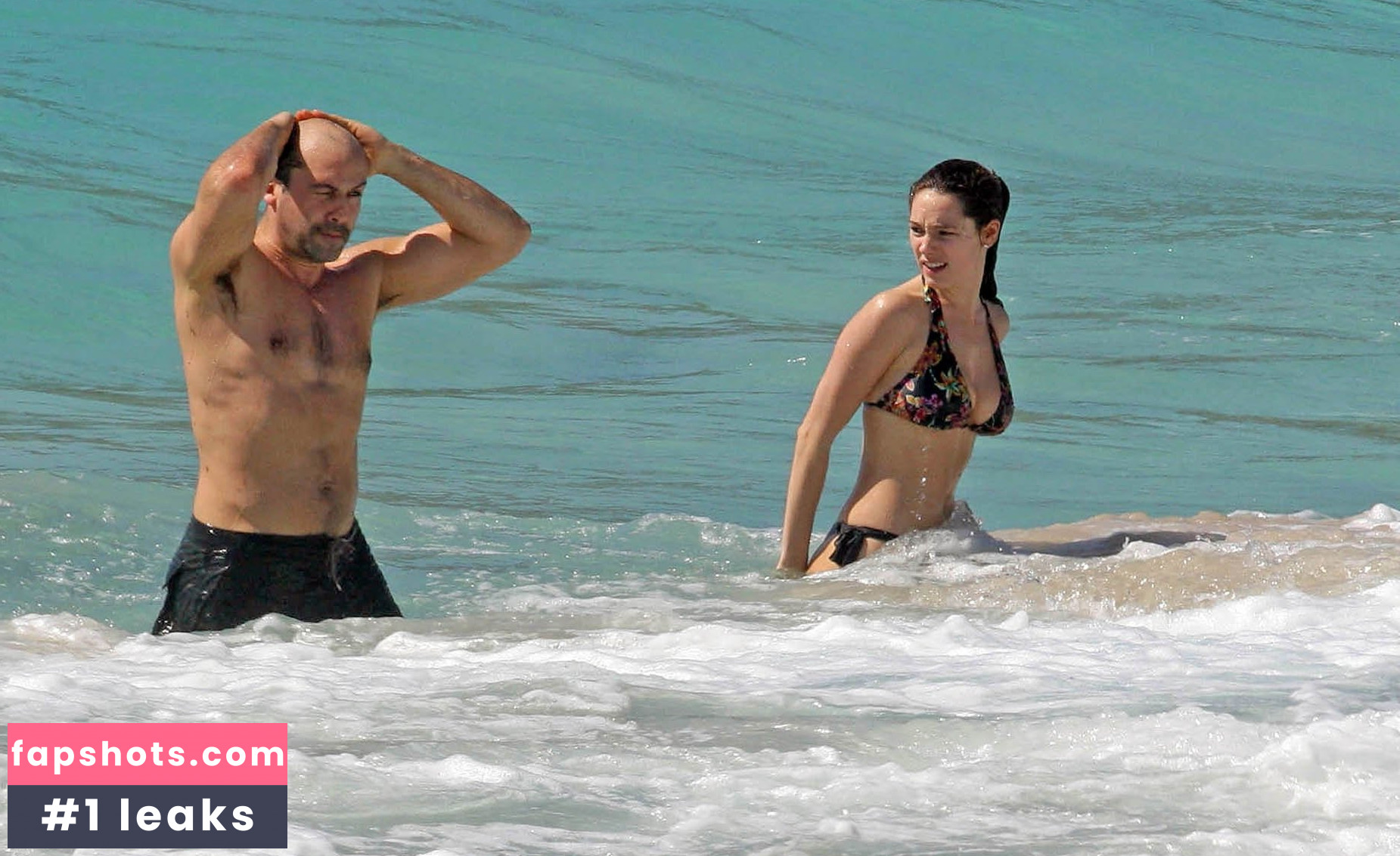 Kelly Brook gallery photo #2170