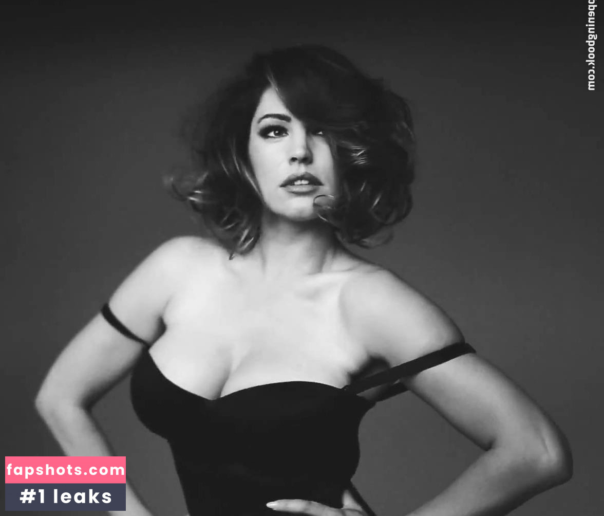 Kelly Brook gallery photo #2332