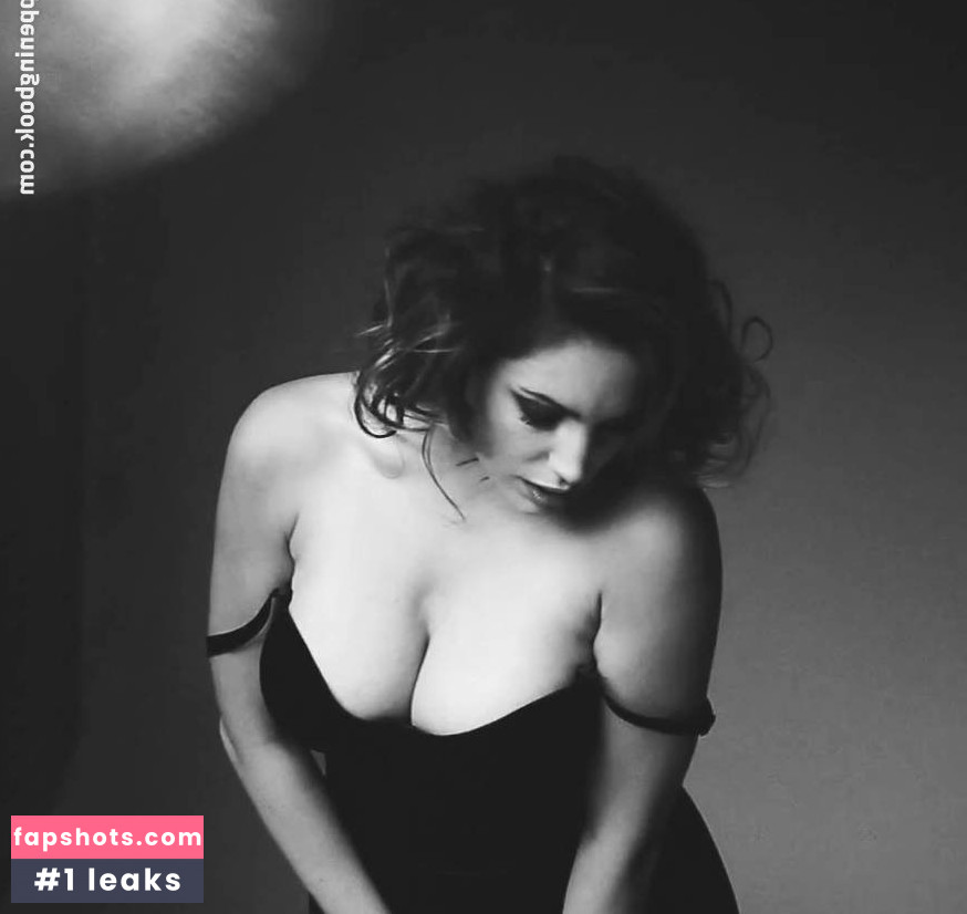 Kelly Brook gallery photo #2333