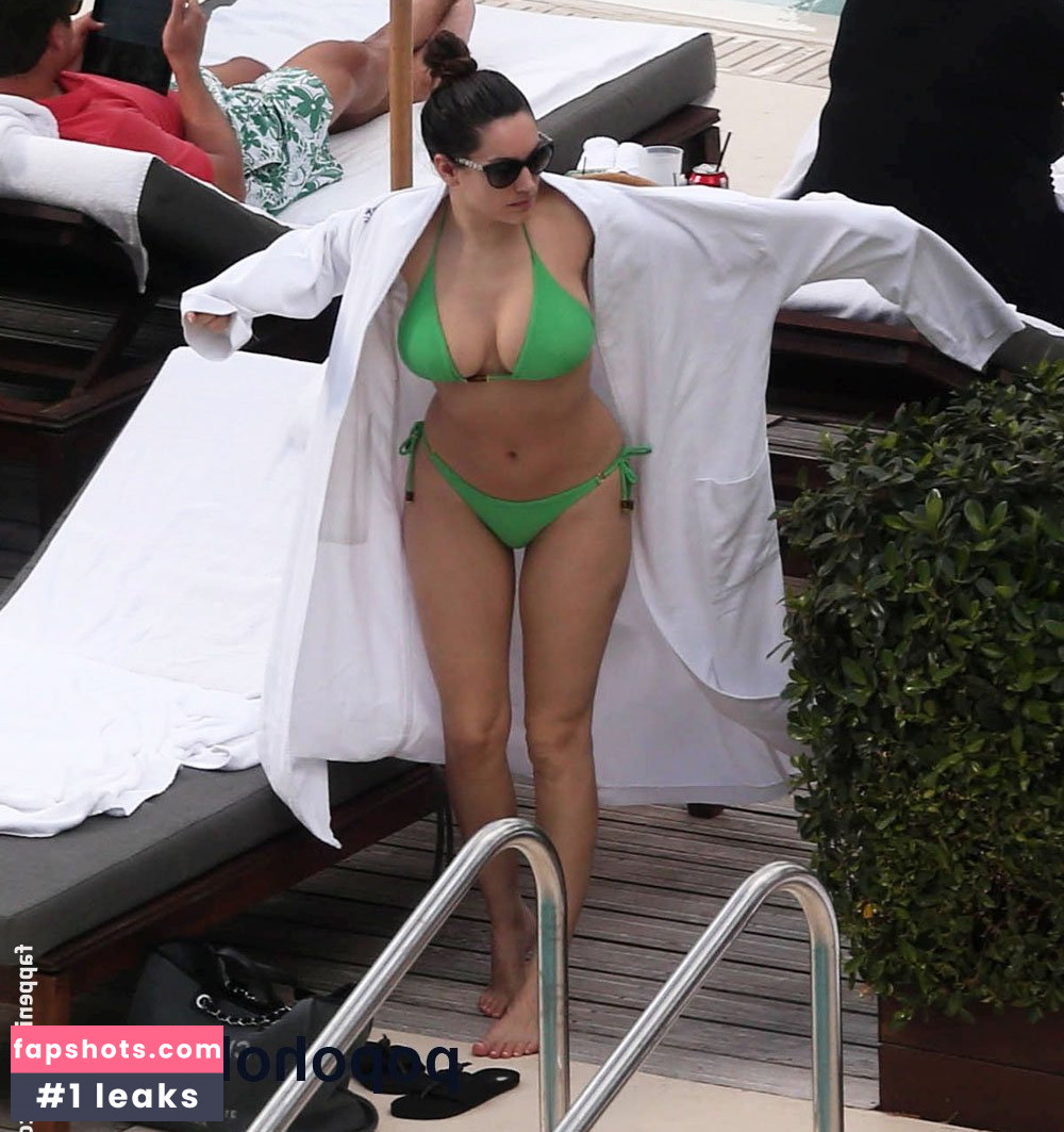 Kelly Brook gallery photo #2380