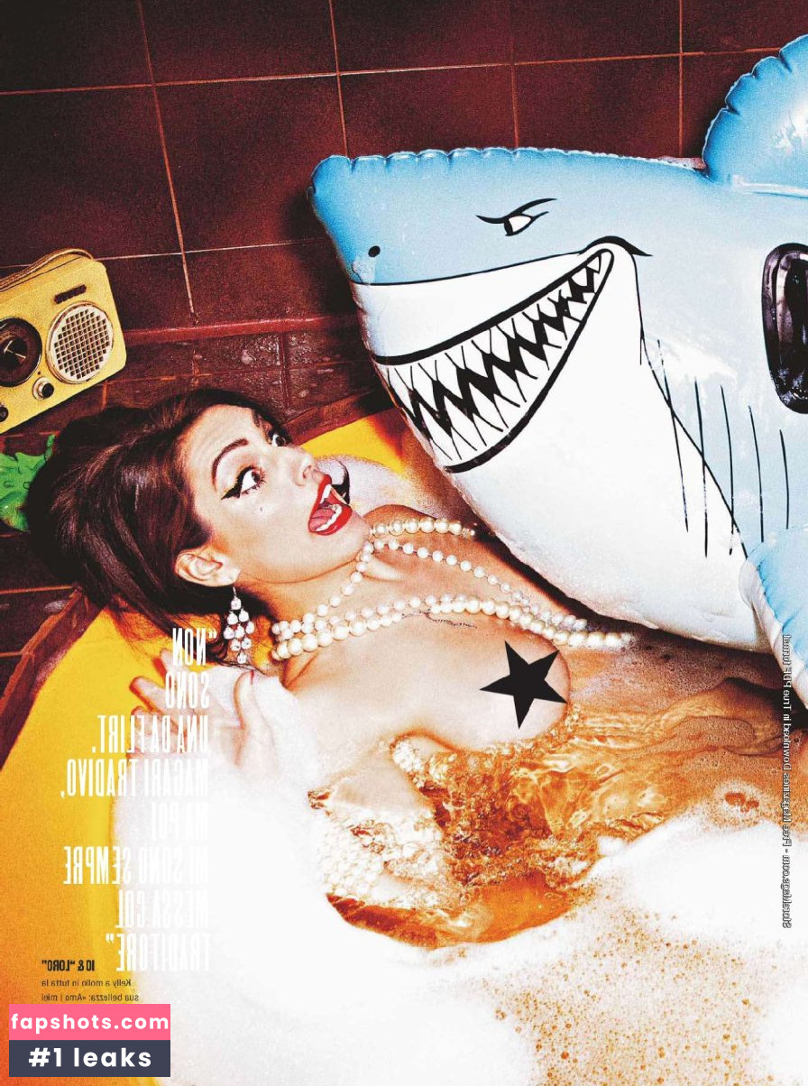 Kelly Brook gallery photo #2654