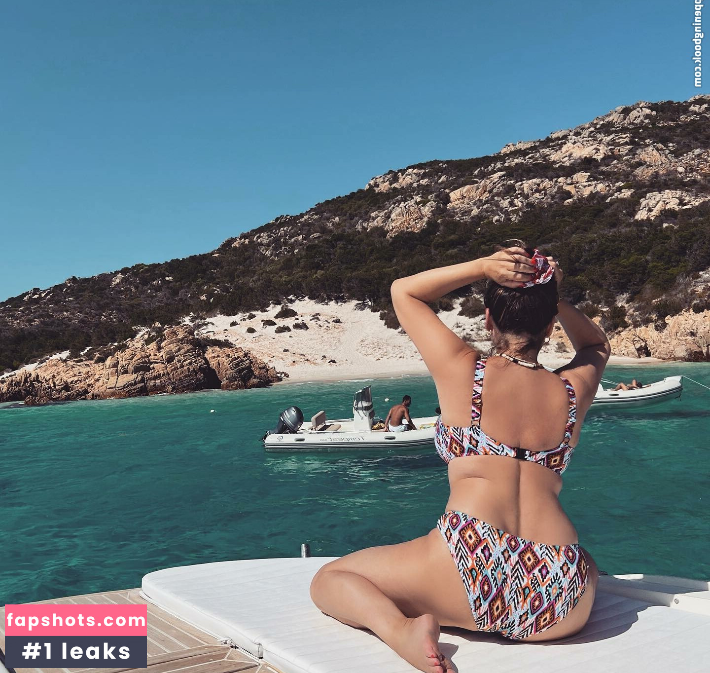 Kelly Brook gallery photo #302