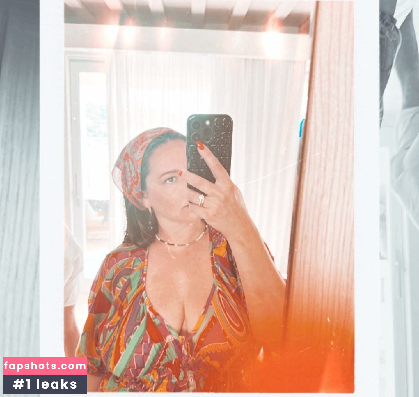 Kelly Brook gallery photo #303