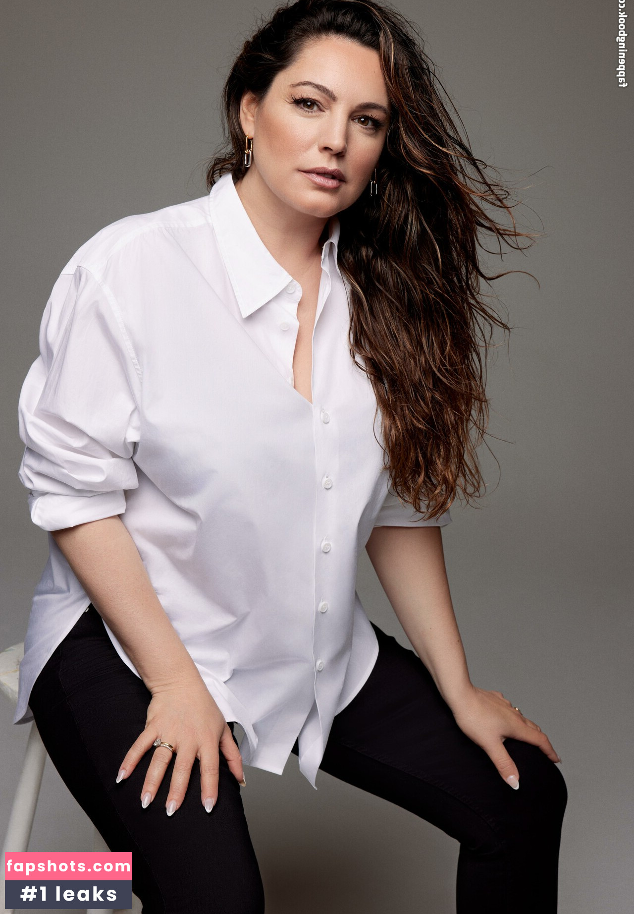 Kelly Brook gallery photo #305