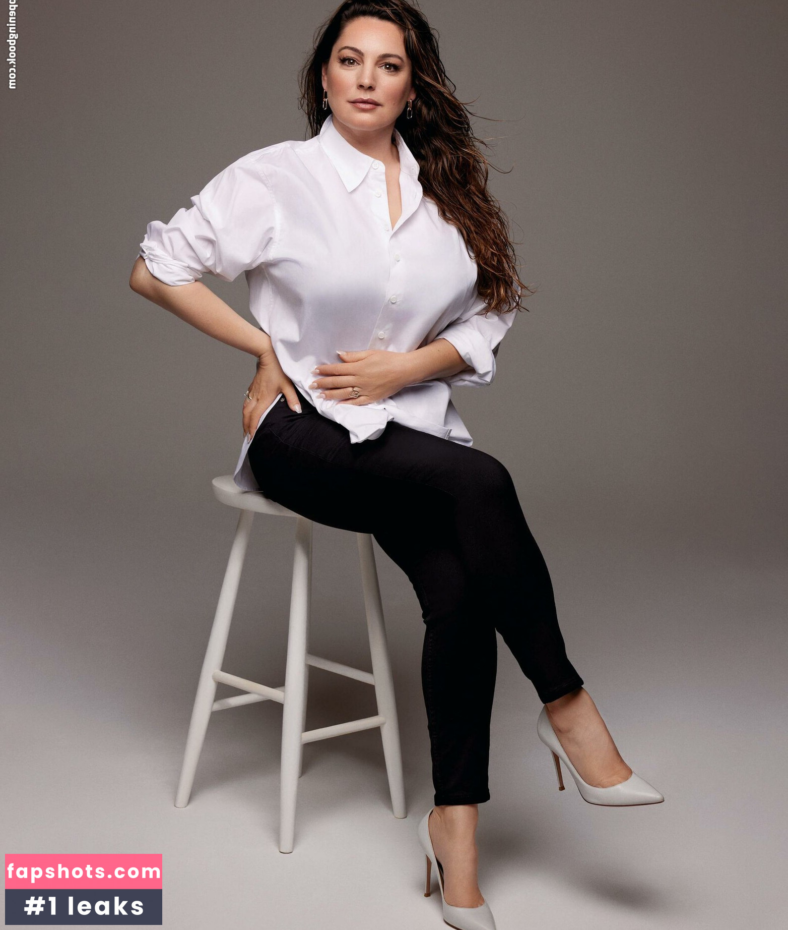 Kelly Brook gallery photo #306