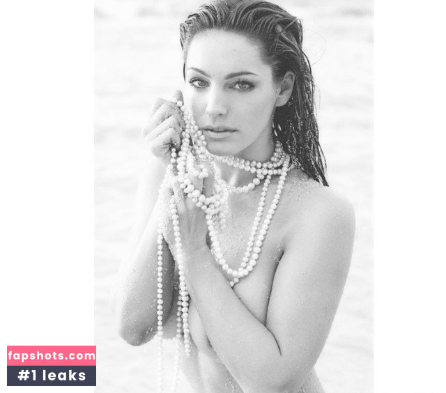 Kelly Brook gallery photo #3061
