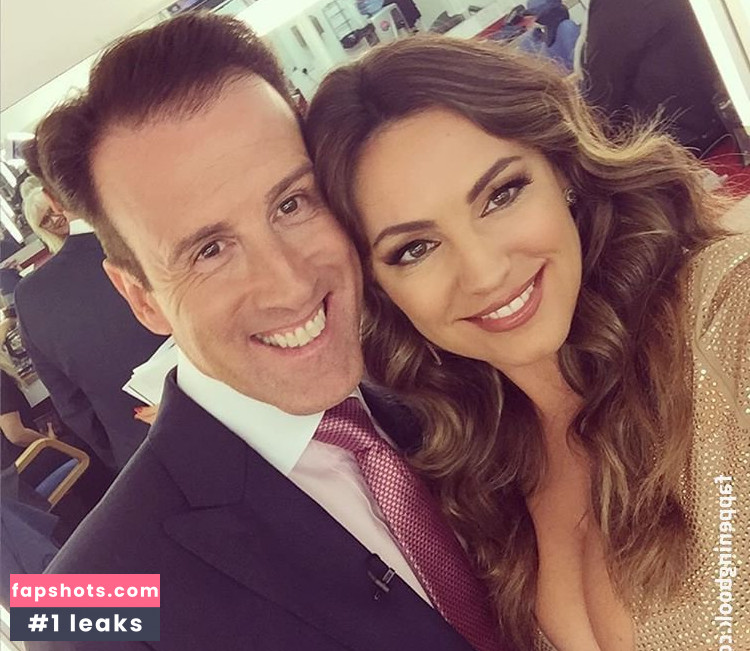 Kelly Brook gallery photo #3150