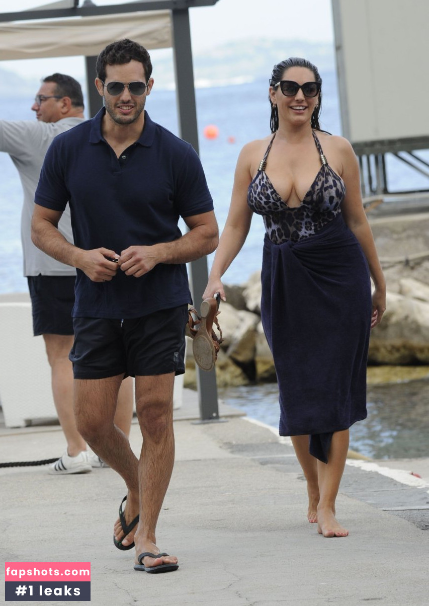 Kelly Brook gallery photo #3174