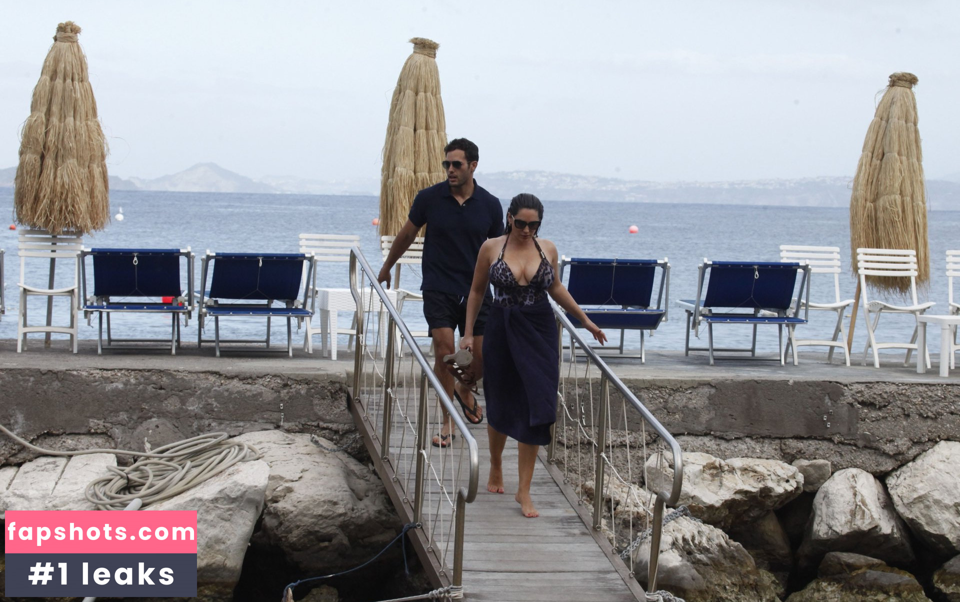 Kelly Brook gallery photo #3185