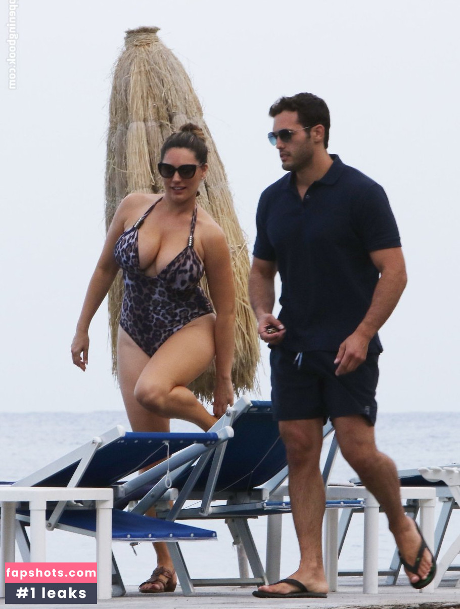 Kelly Brook gallery photo #3234