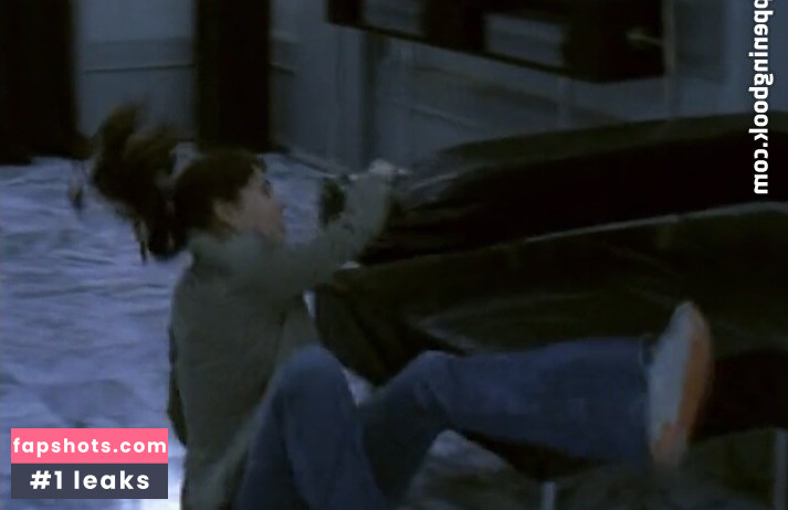 Kelly Brook gallery photo #325