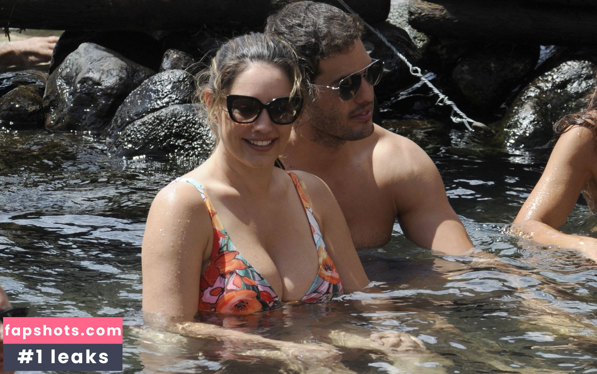 Kelly Brook gallery photo #3265