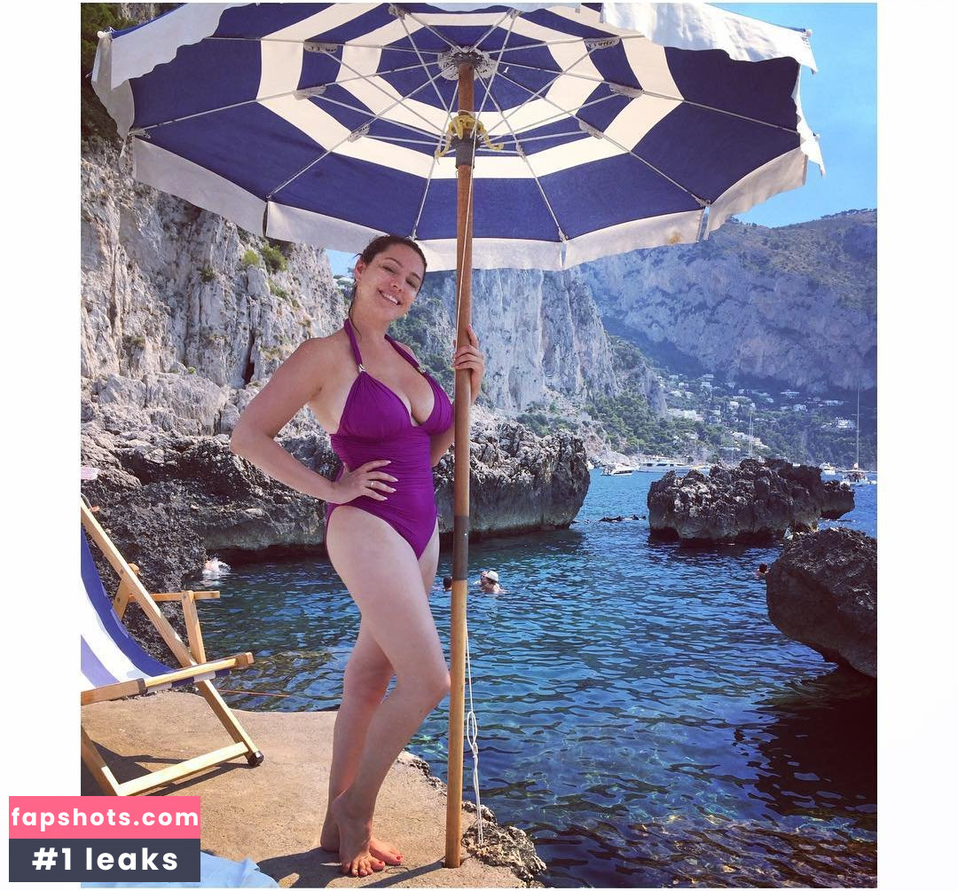 Kelly Brook gallery photo #3322
