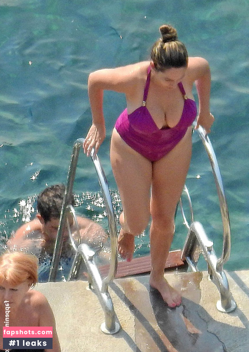 Kelly Brook gallery photo #3329