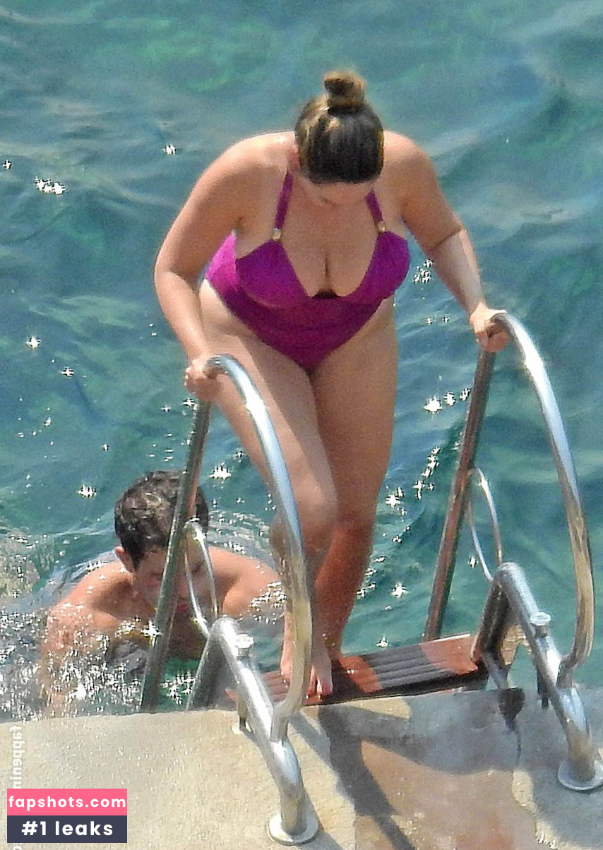 Kelly Brook gallery photo #3330
