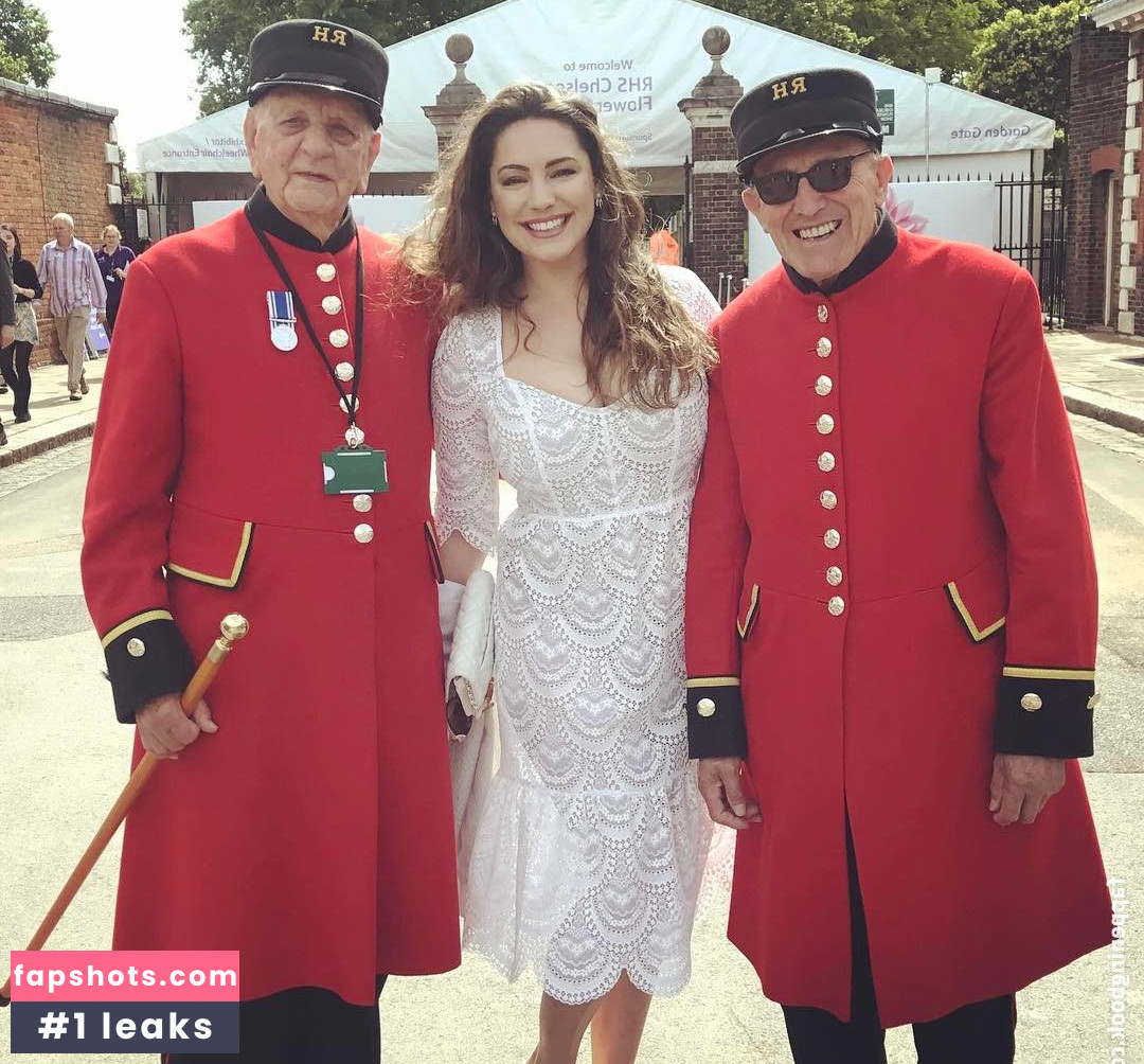 Kelly Brook gallery photo #3382