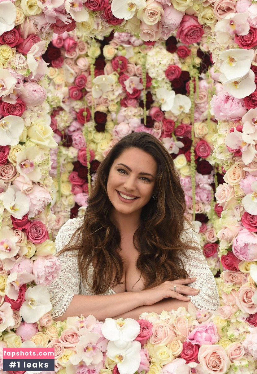 Kelly Brook gallery photo #3387