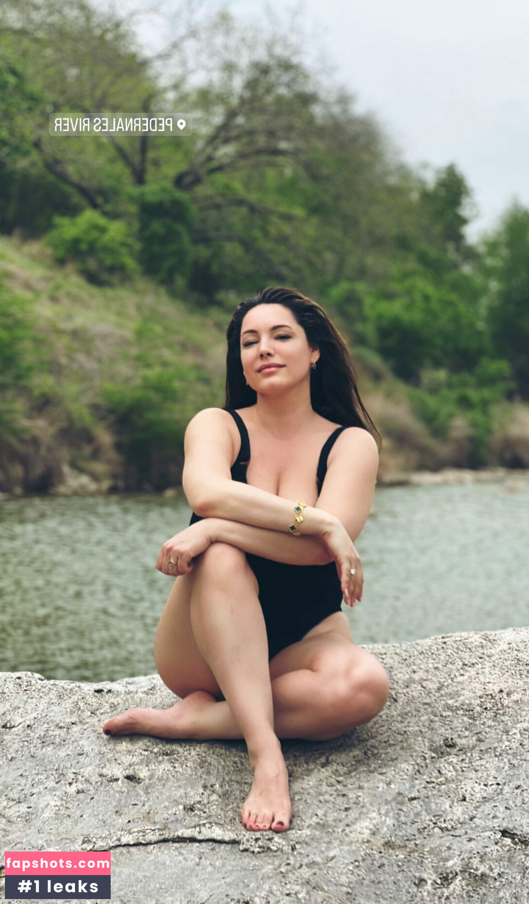 Kelly Brook gallery photo #343