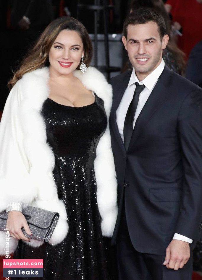 Kelly Brook gallery photo #3428