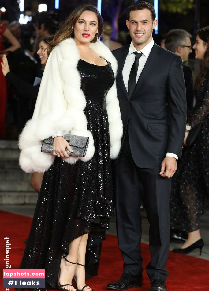 Kelly Brook gallery photo #3432