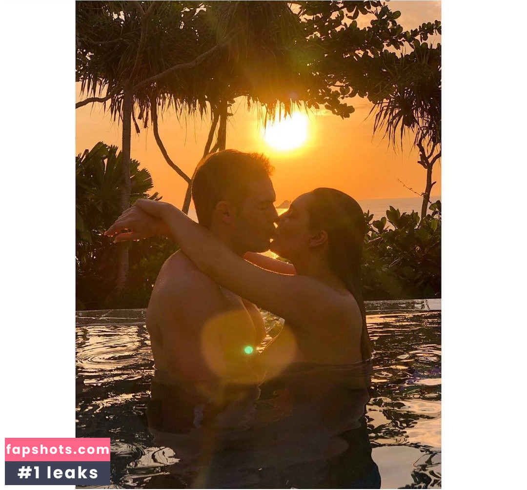 Kelly Brook gallery photo #3542