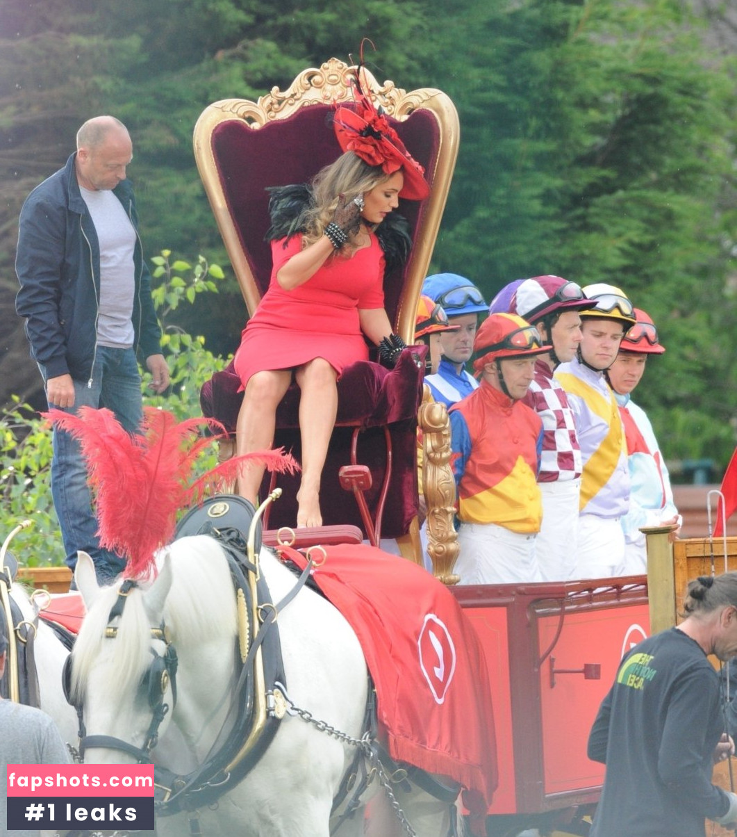 Kelly Brook gallery photo #3621