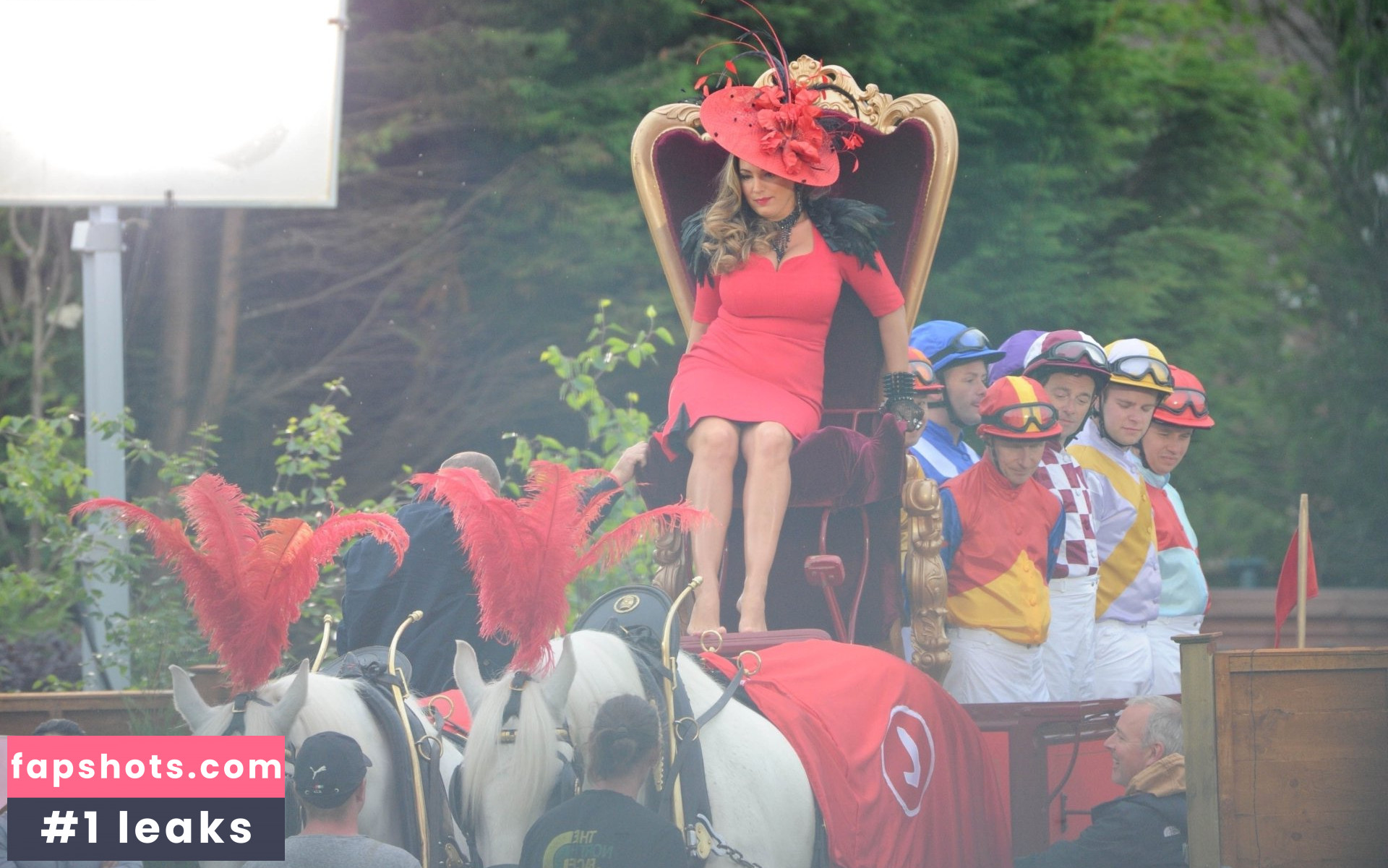 Kelly Brook gallery photo #3639