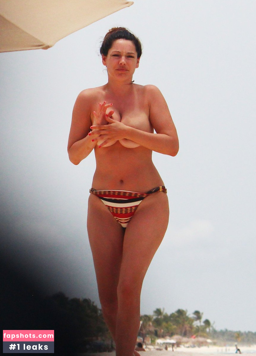 Kelly Brook gallery photo #3684