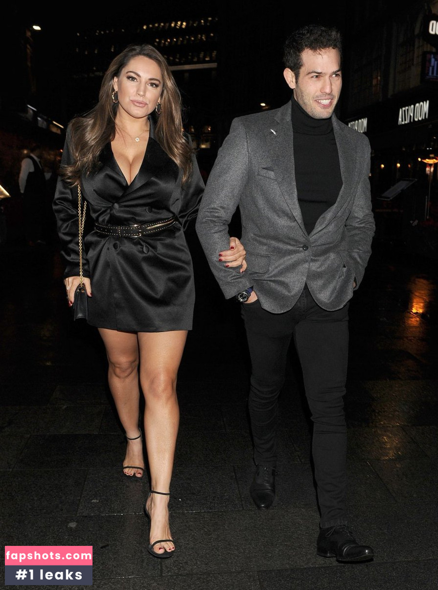 Kelly Brook gallery photo #3816