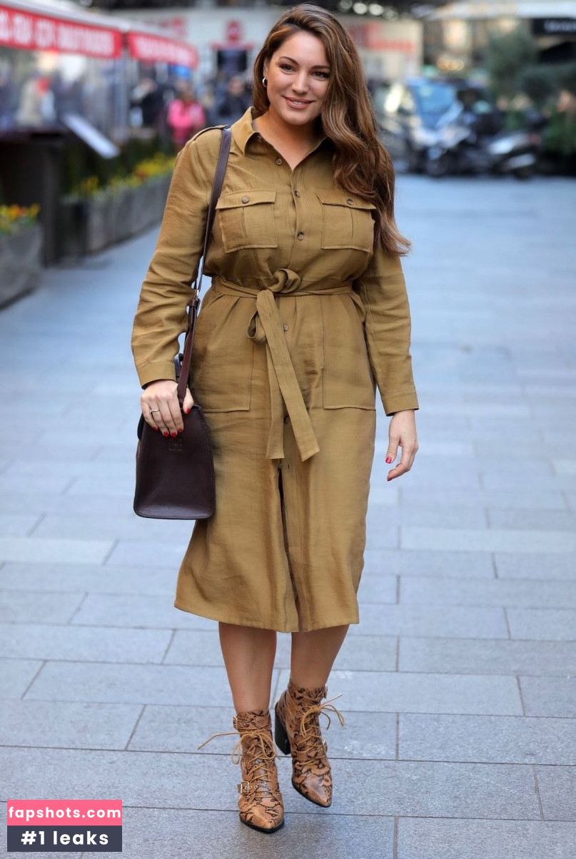 Kelly Brook gallery photo #3863