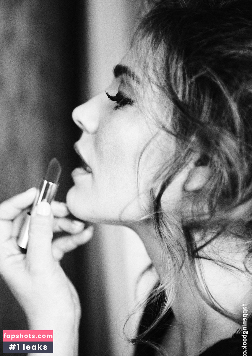 Kelly Brook gallery photo #3908