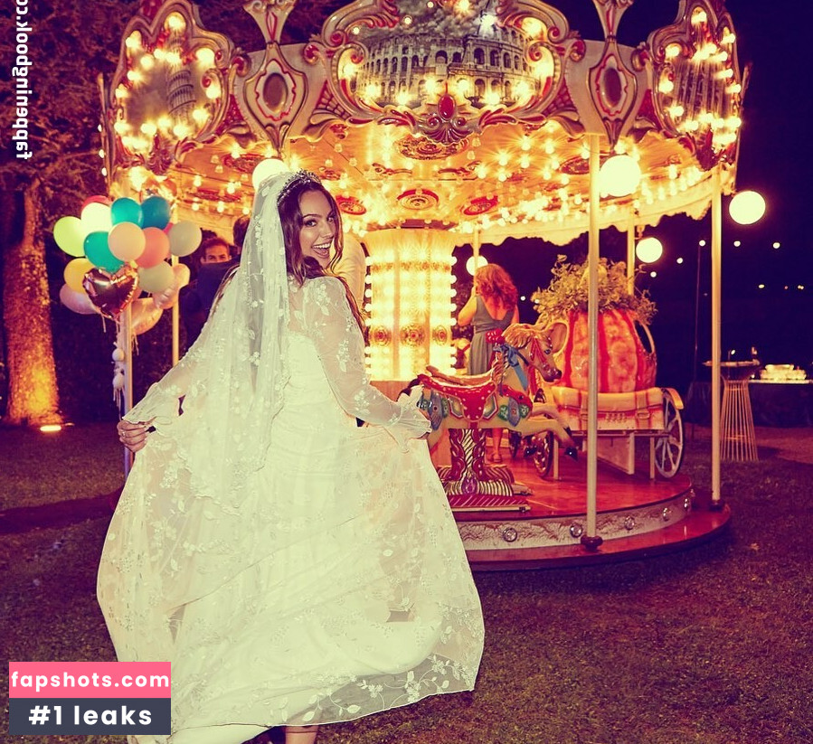 Kelly Brook gallery photo #407