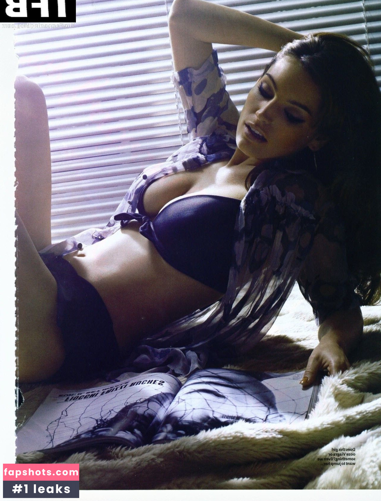 Kelly Brook gallery photo #460