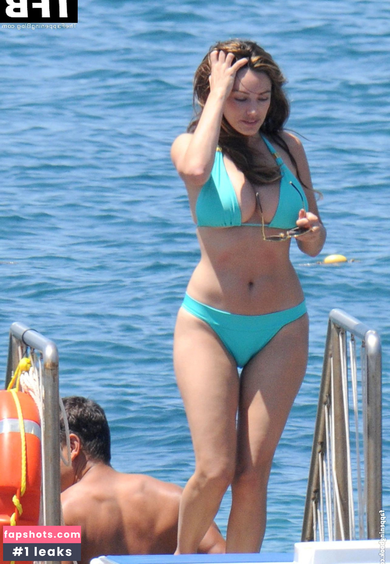 Kelly Brook gallery photo #612