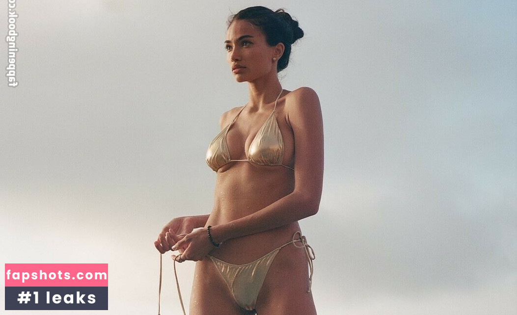 Kelly Gale gallery photo #109