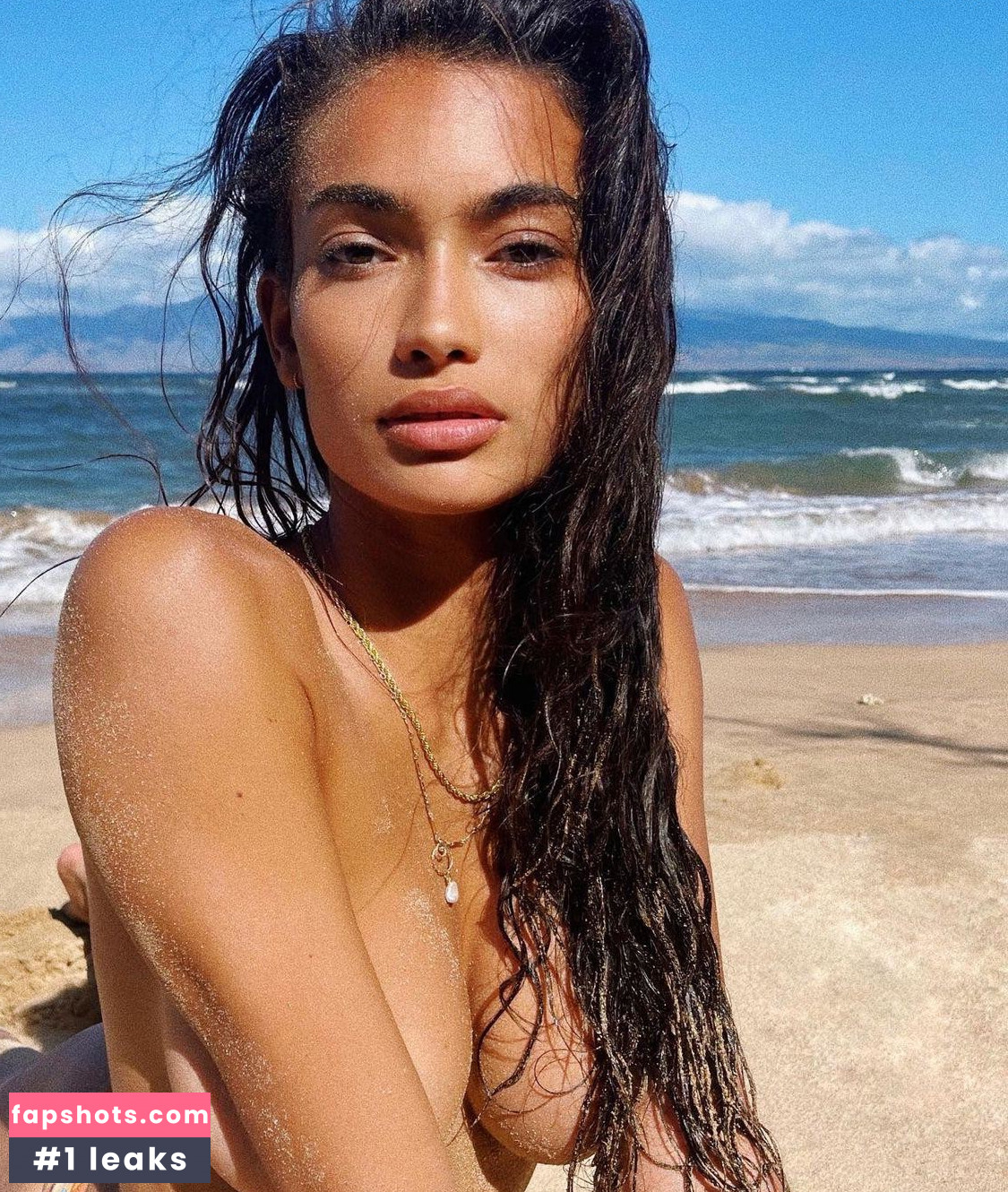 Kelly Gale gallery photo #188